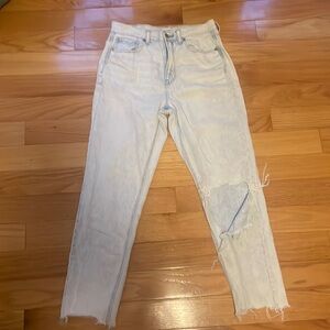 Light wash American Eagle jeans